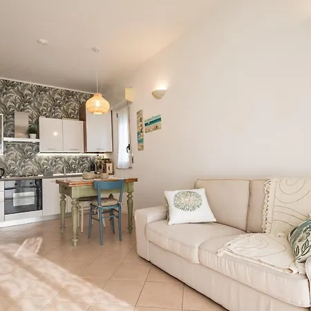 Mare A 100 Mt, Vicino Al Centro E Fiera - Parcheggio Privato E Wifi Apartment *