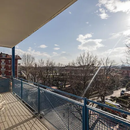 Apartmán Mare A 100 Mt, Vicino Al Centro E Fiera - Parcheggio Privato E Wifi
